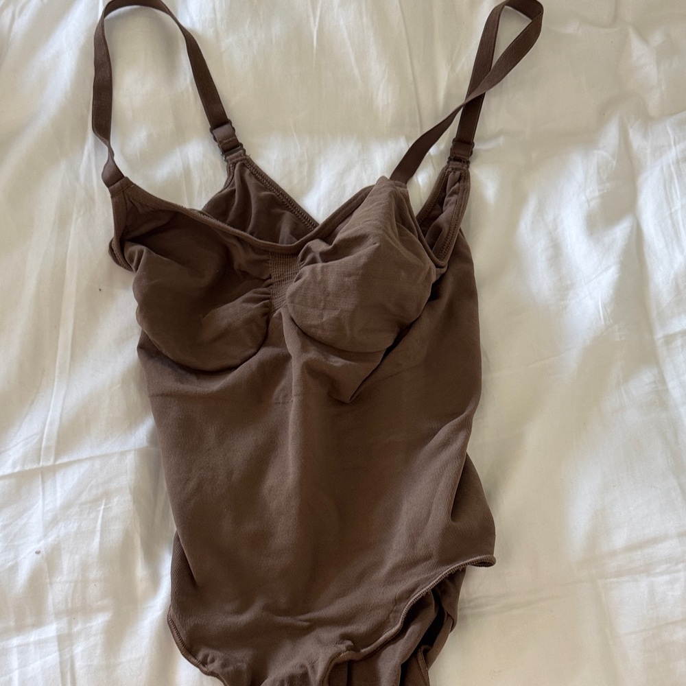 Skims Bodysuit!